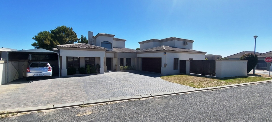 4 Bedroom Property for Sale in Country Club Western Cape